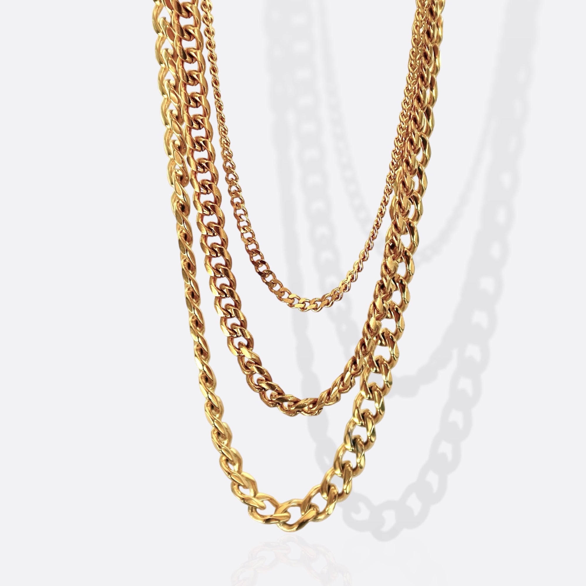 Chloe Petite Curb Necklace