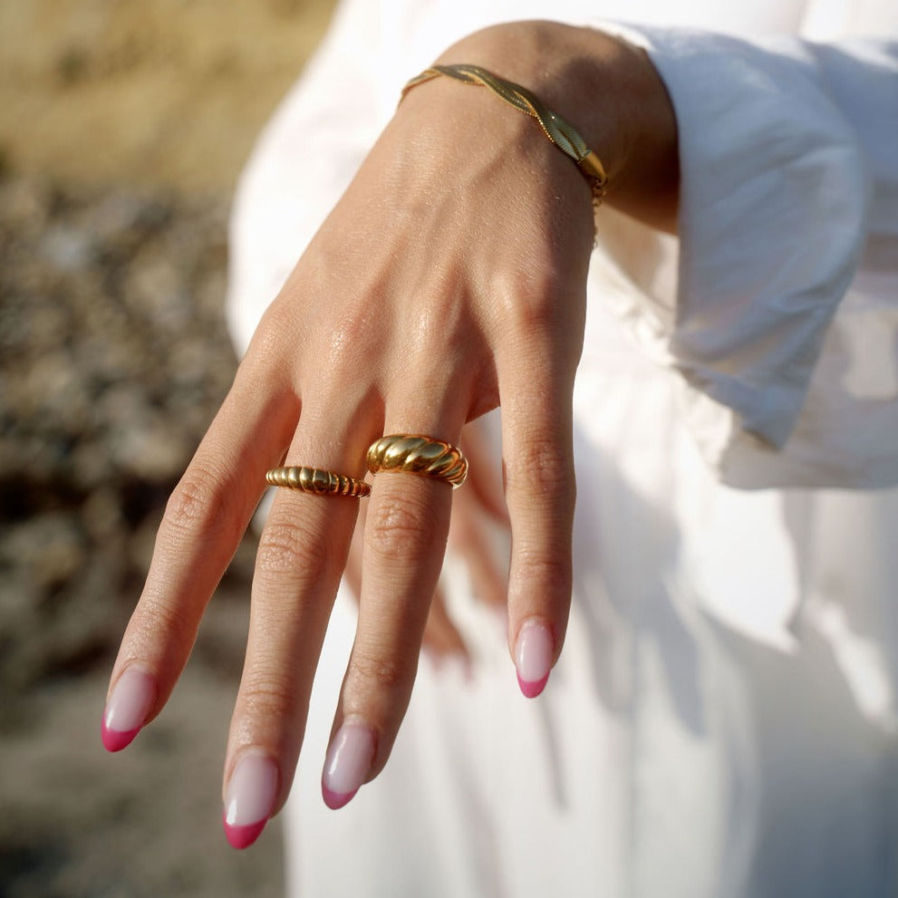Veronika Croissant Ring