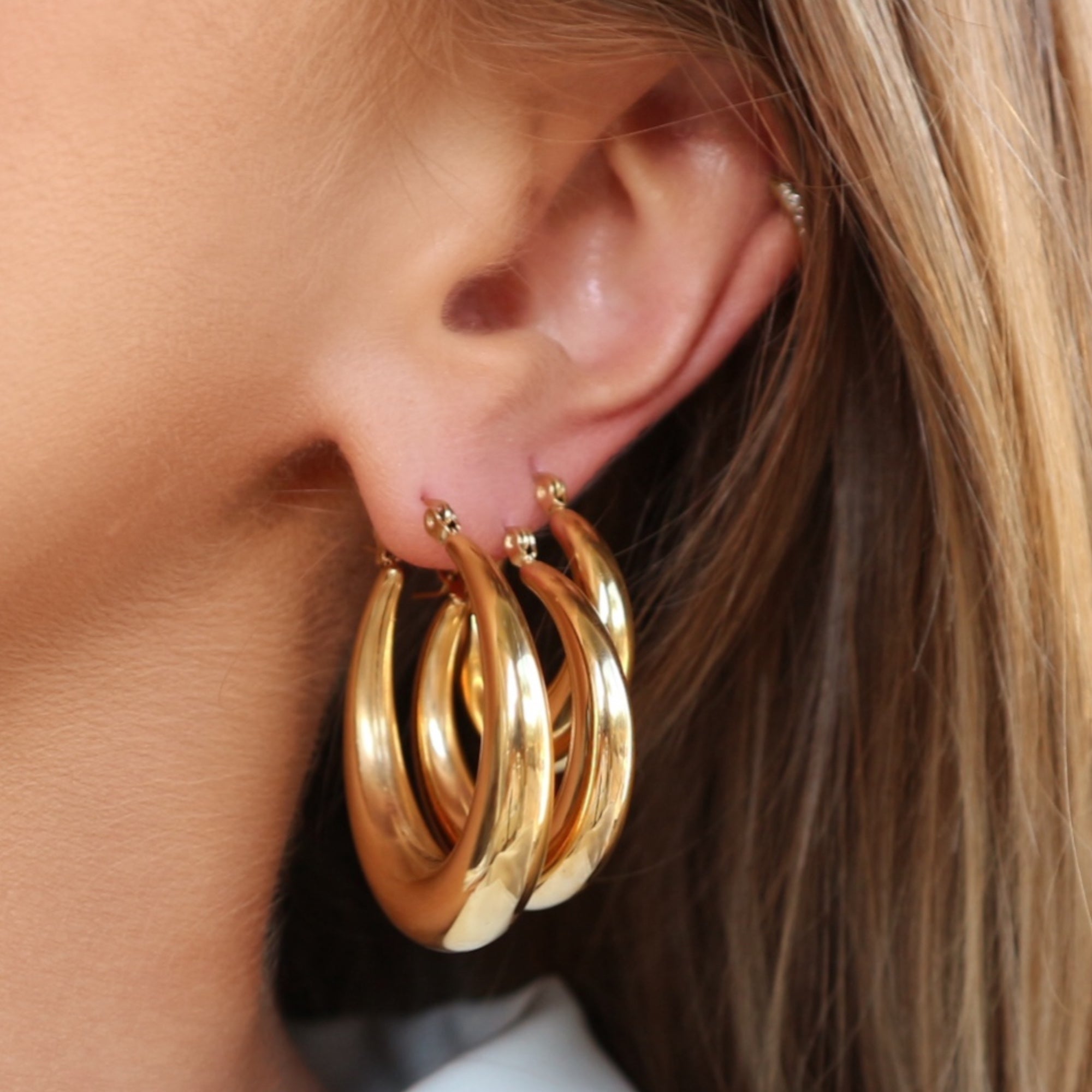 Selena Hoop Earrings