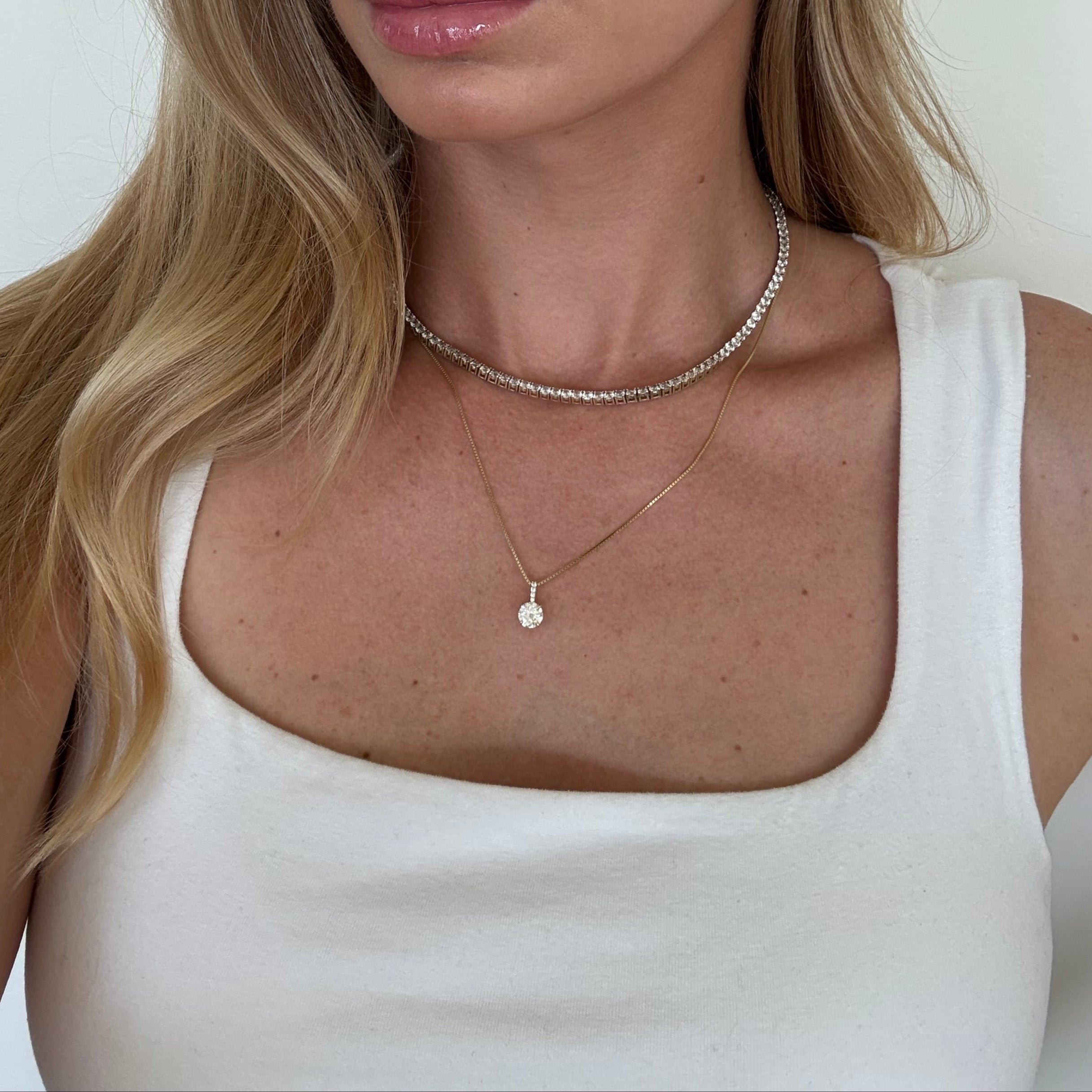 Elma Moissanite Pendant Necklace