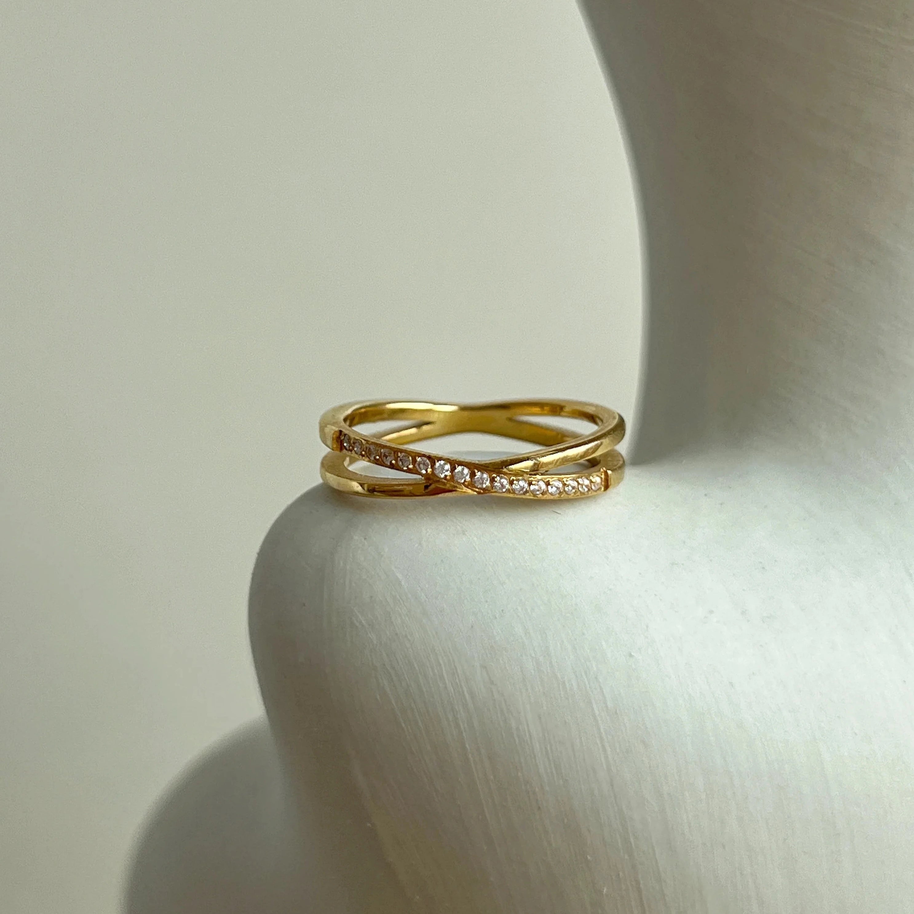 Flora ring