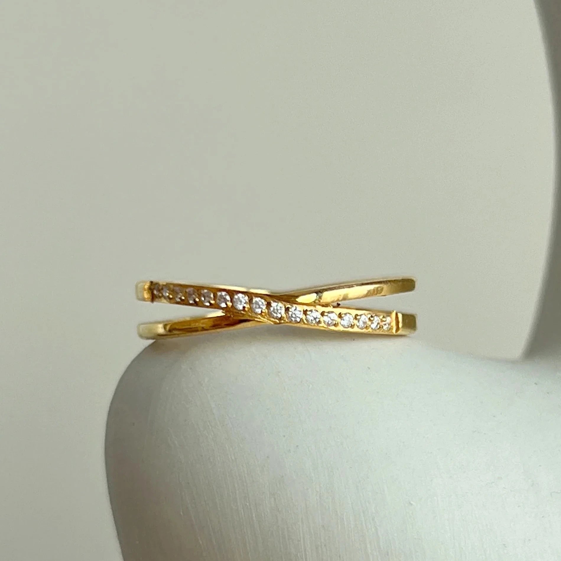 Flora ring