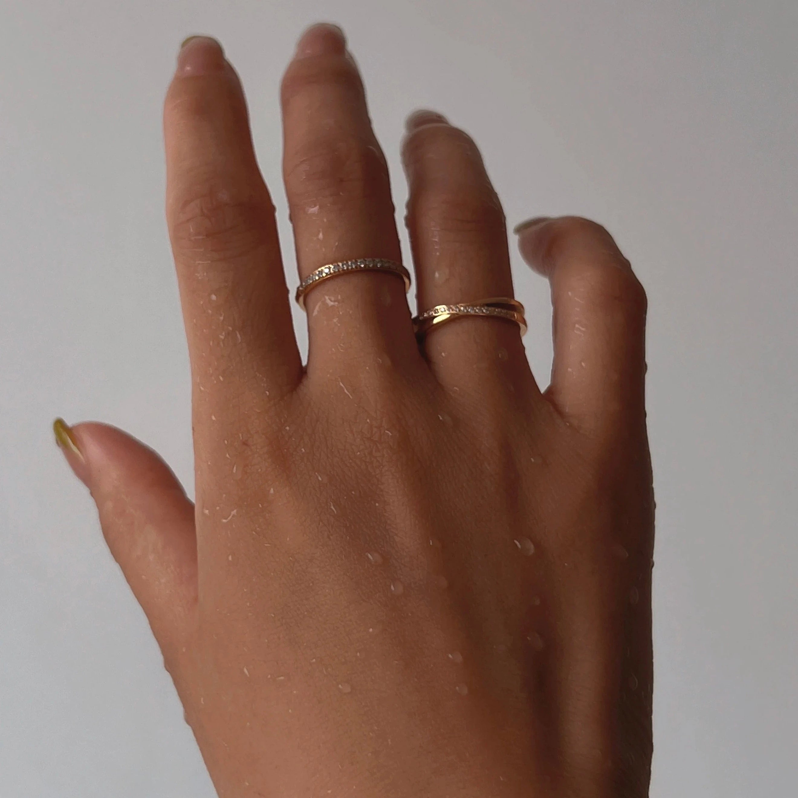 Flora ring