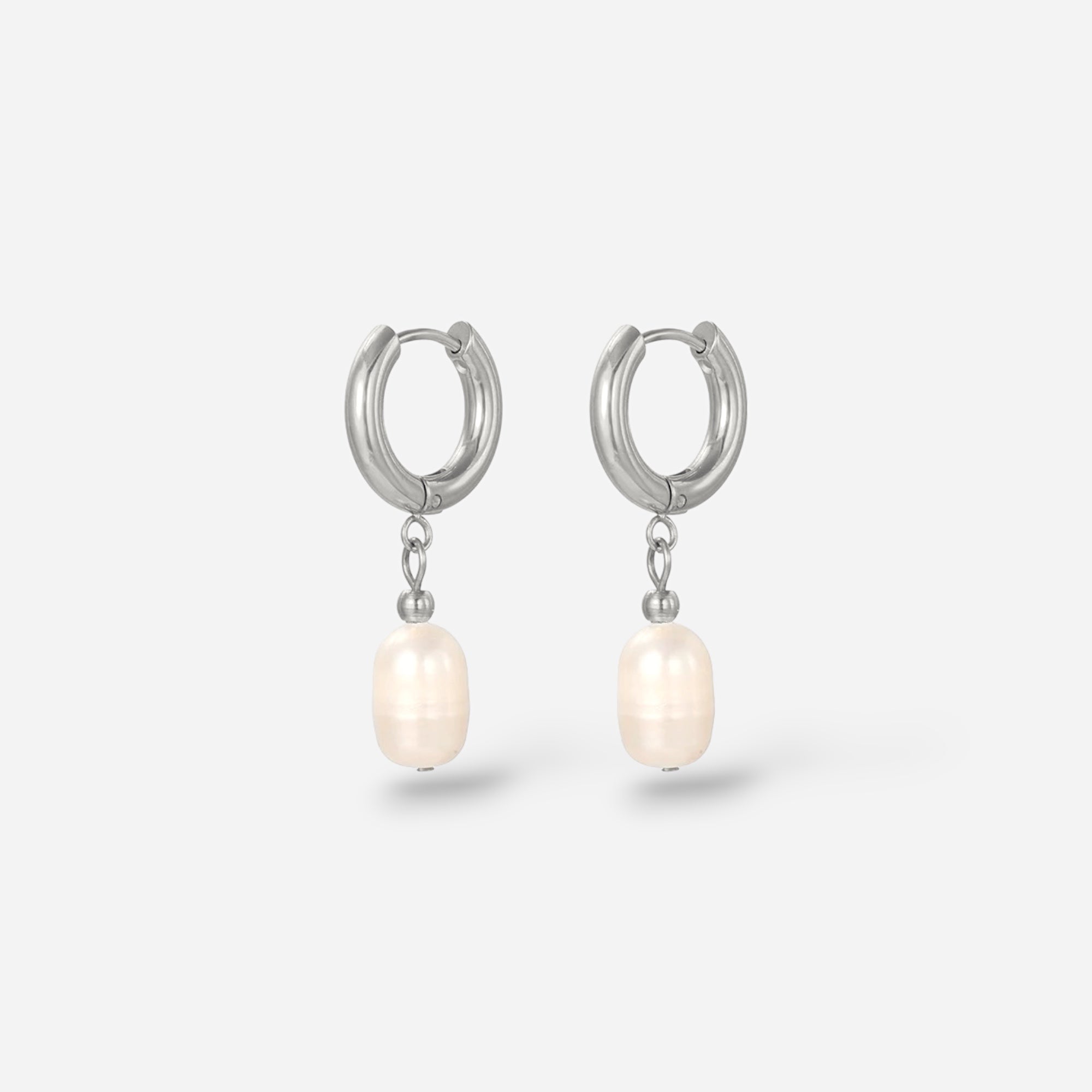 Lola Baroque Pearl Earrings