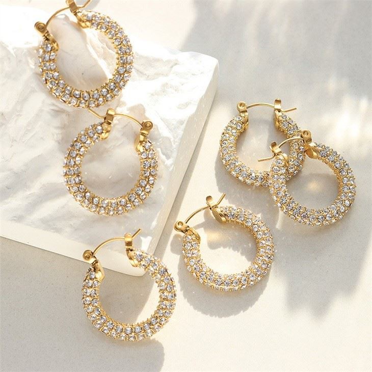 Sandra Pavé Hoops